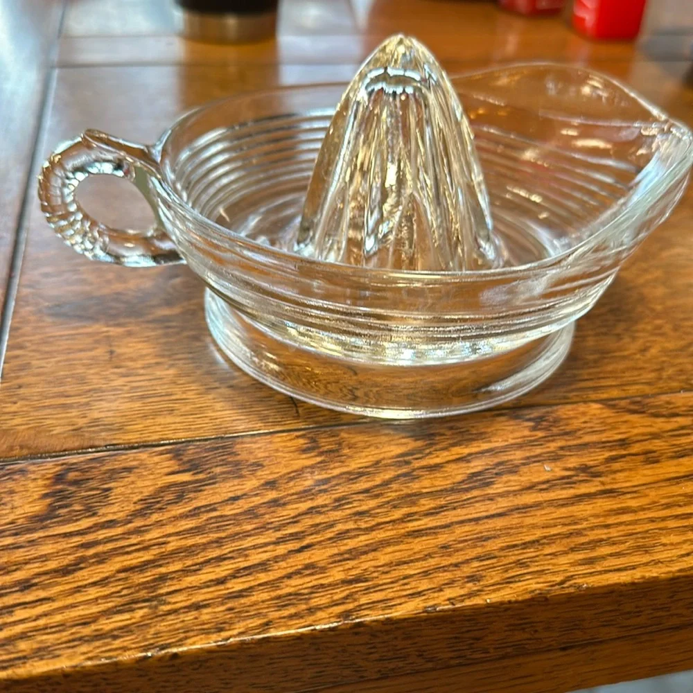 Vintage Hazel Atlas Glass Reamer Juicer